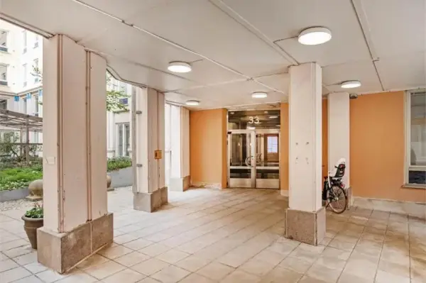 Klara Norra Kyrkogata 33
